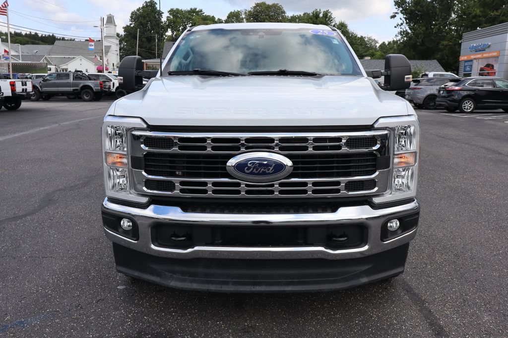 Used 2025 Ford F250 XLT AWD/4WD image 11