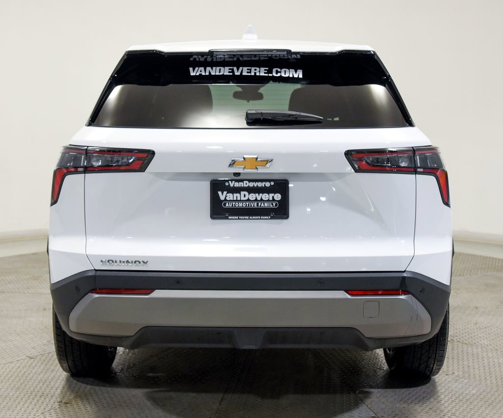 Used 2026 Chevrolet Equinox LT image 10