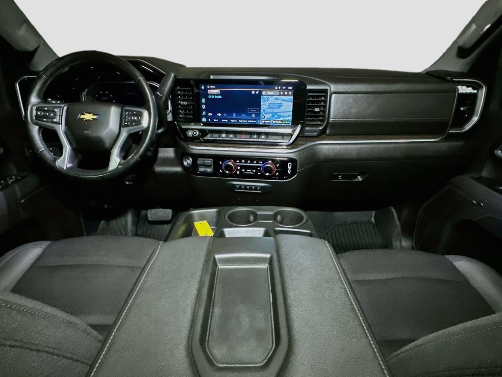 Used 2025 Chevrolet Silverado 3500 LT w/ Convenience Package AWD/4WD image 9