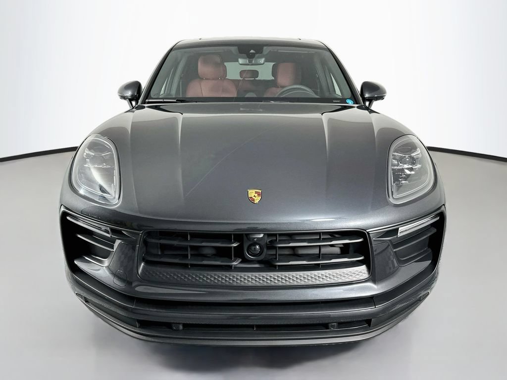 New 2026 Porsche Macan AWD/4WD image 6