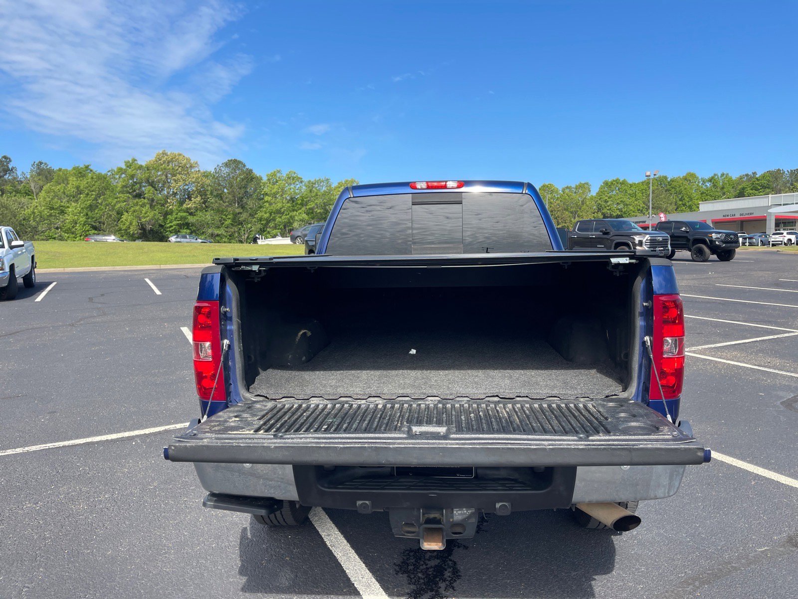 Used 2014 Chevrolet Silverado 2500 LT w/ Interior Plus Package image 16