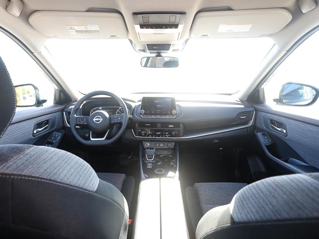 Used 2023 Nissan Rogue SV image 23