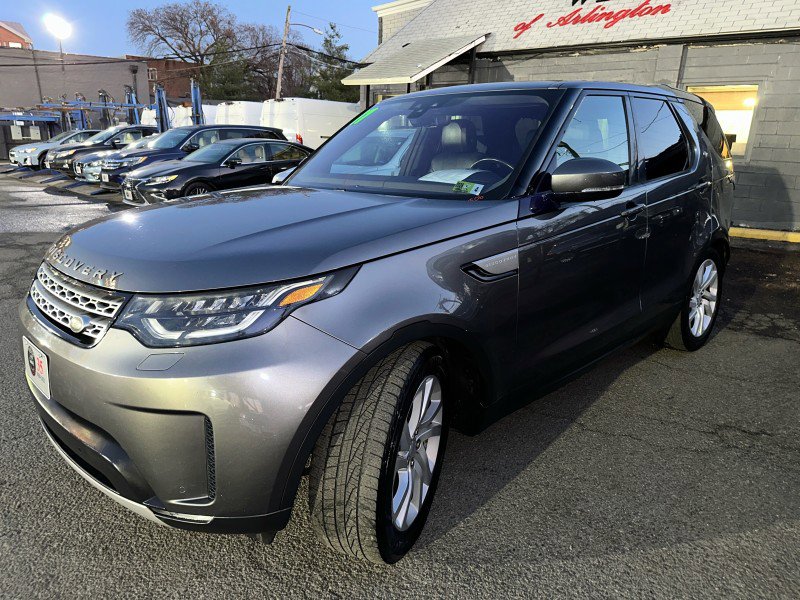 Used 2017 Land Rover Discovery HSE image 5