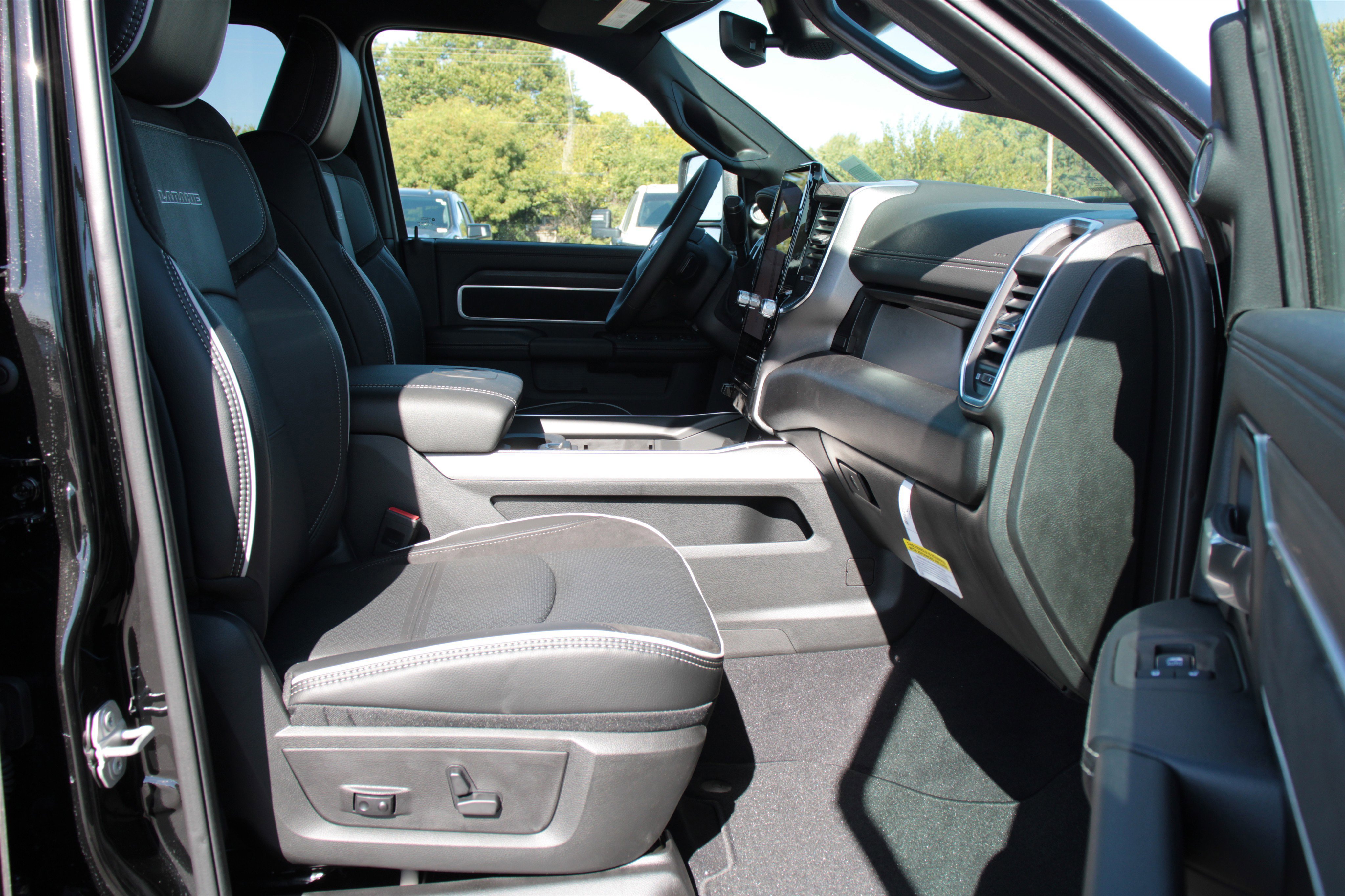 New 2026 RAM 2500 Laramie image 26