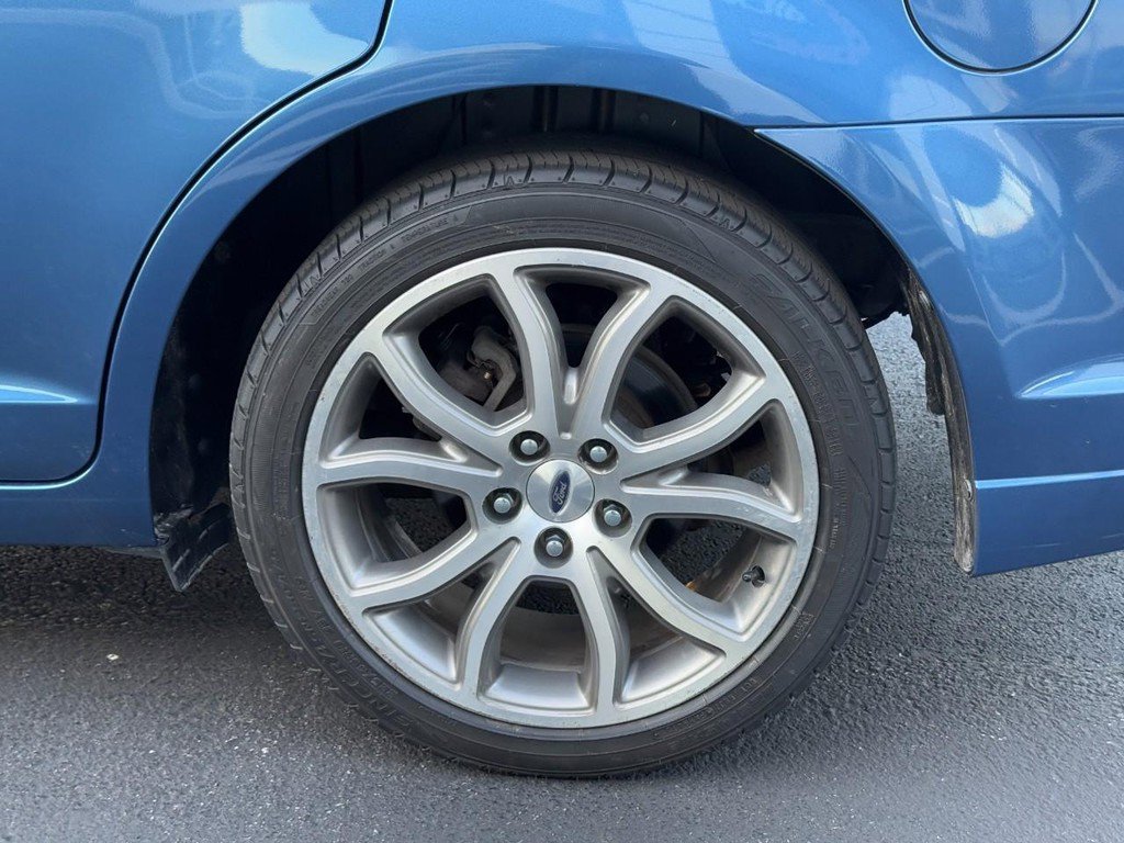 Used 2010 Ford Fusion SE image 10
