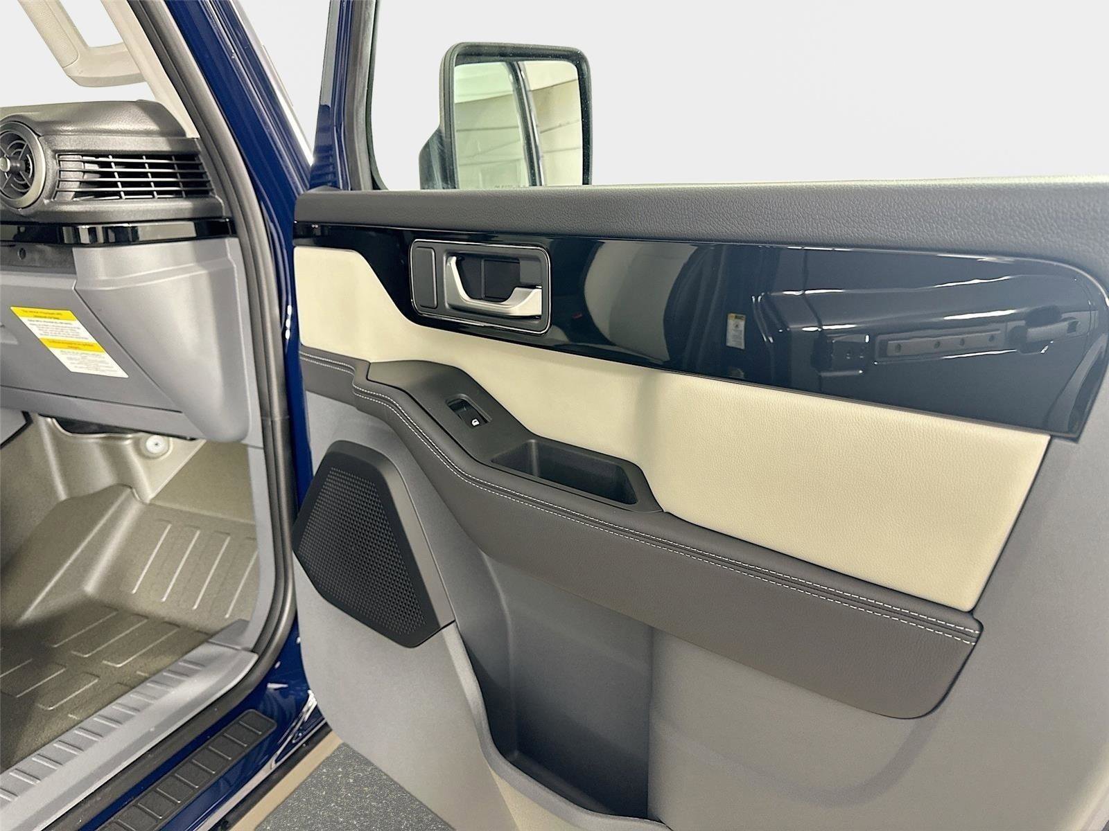 New 2025 INEOS Grenadier Fieldmaster Edition image 48