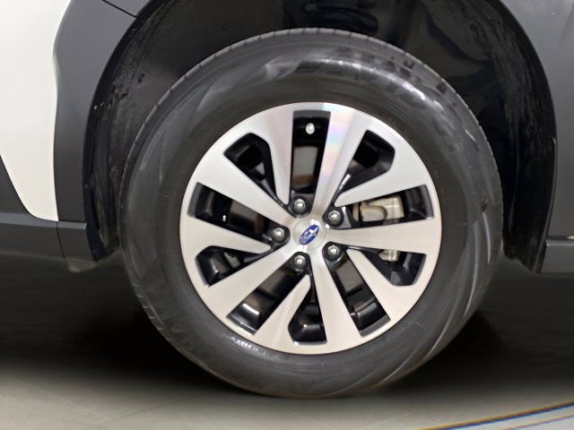 Used 2024 Subaru Outback Premium AWD/4WD image 27