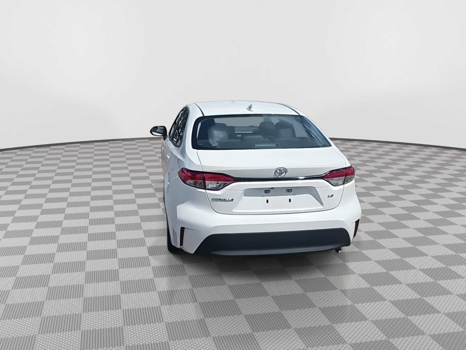 Used 2023 Toyota Corolla LE FWD image 7