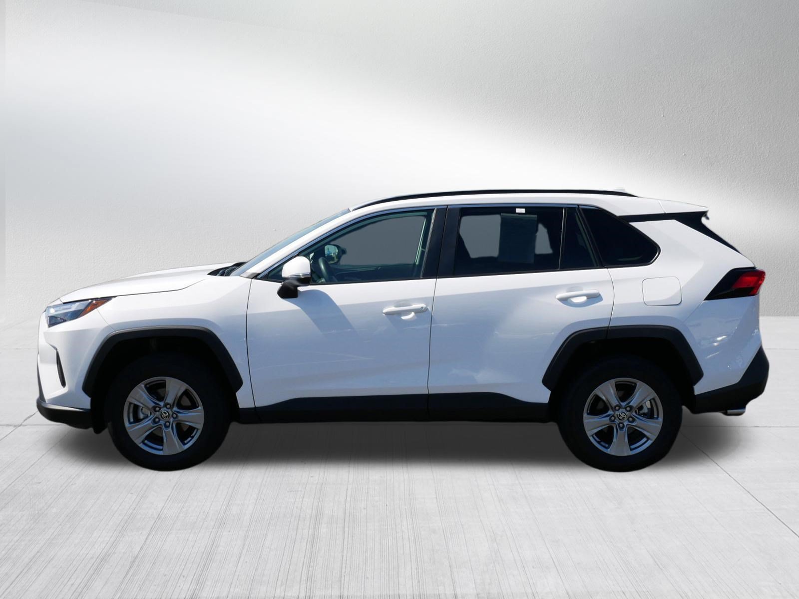 Certified 2025 Toyota RAV4 XLE AWD/4WD image 4