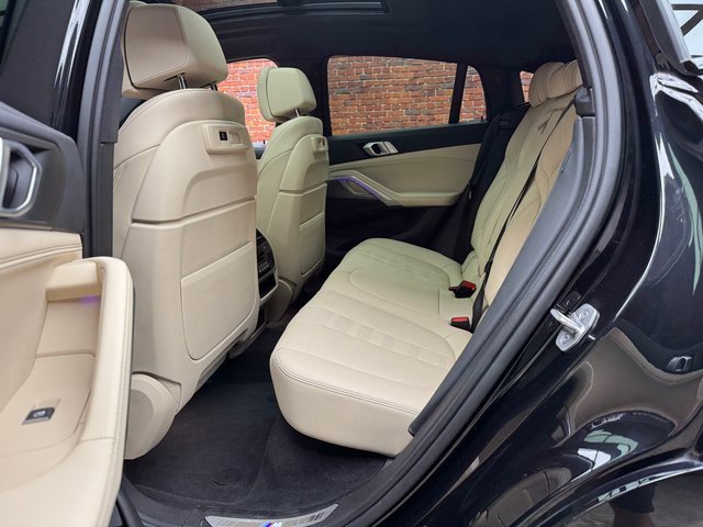 Used 2022 BMW X6 xDrive40i w/ M Sport Package image 23