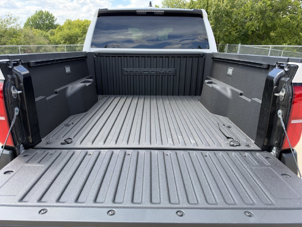 Used 2025 Toyota Tacoma SR RWD image 27