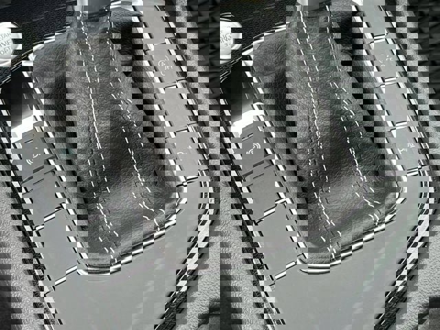 New 2025 Volkswagen Taos SE image 22