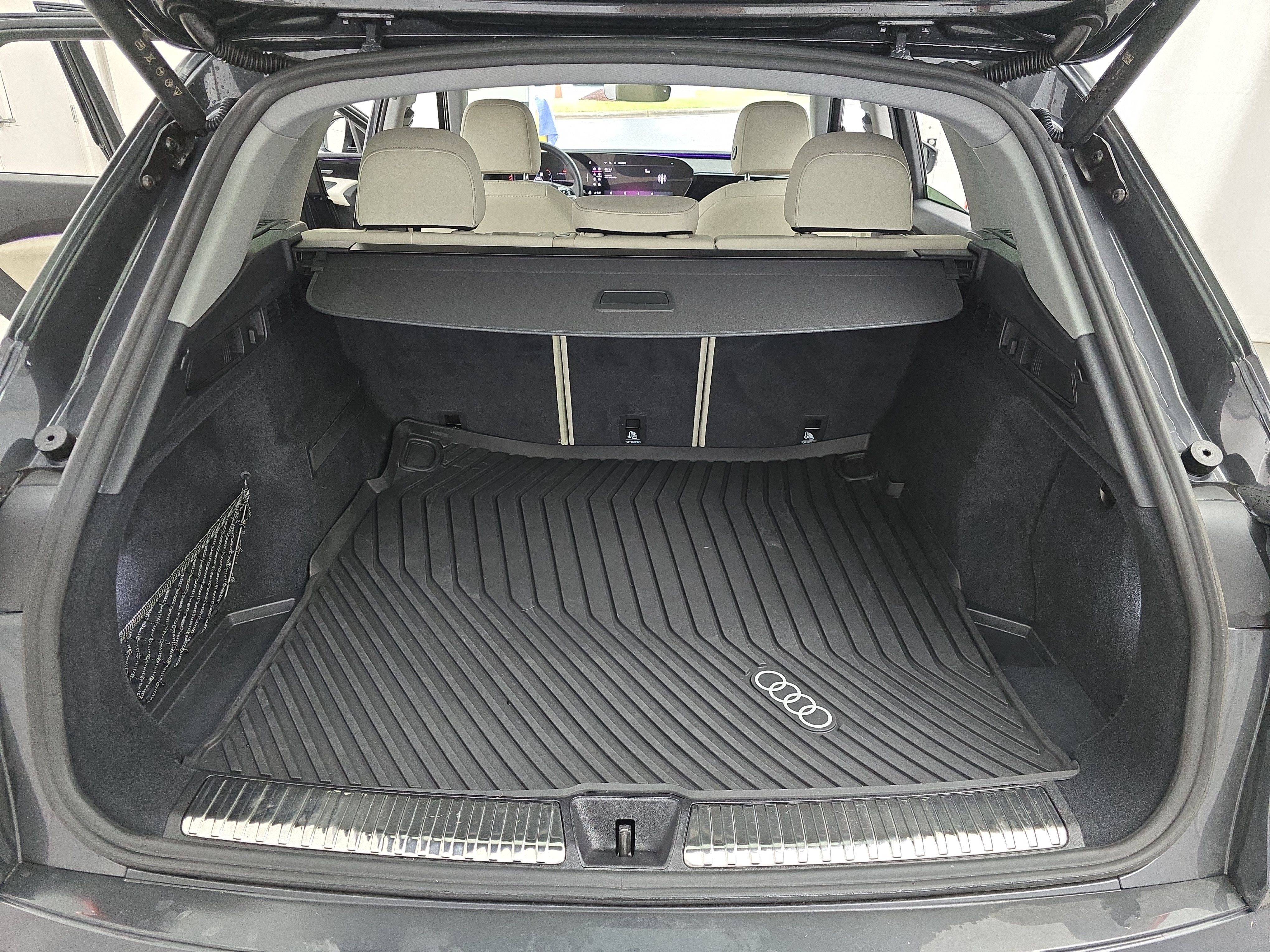 Used 2025 Audi Q5 Premium w/ Premium Plus AWD/4WD image 12