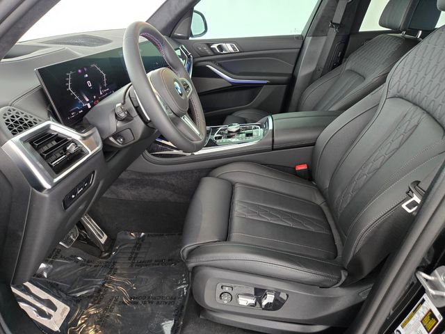 Used 2026 BMW X7 M60i image 10