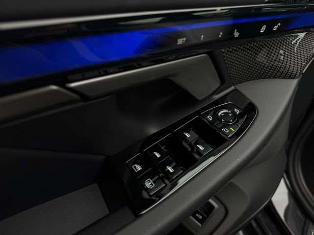 New 2026 BMW M5 image 16