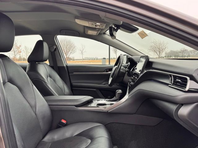 Used 2024 Toyota Camry XLE w/ Cold Weather Package image 22
