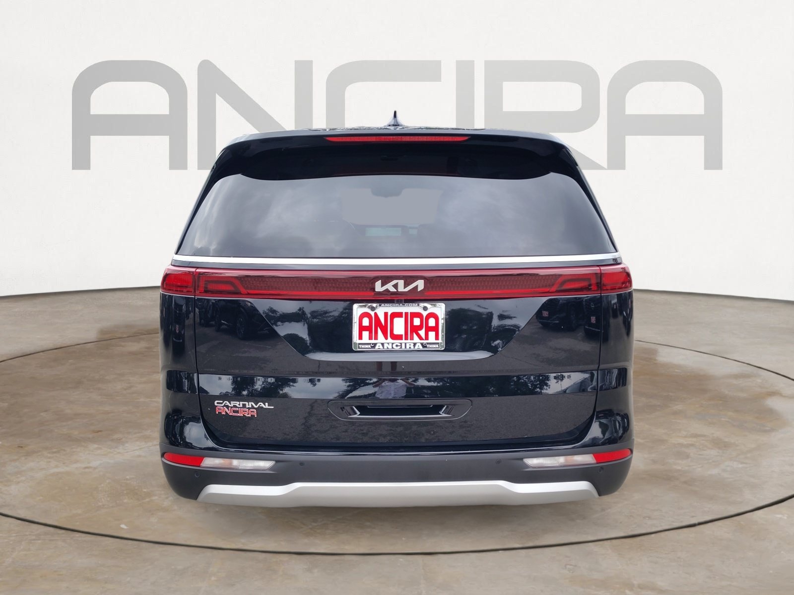 Used 2024 Kia Carnival EX FWD image 9