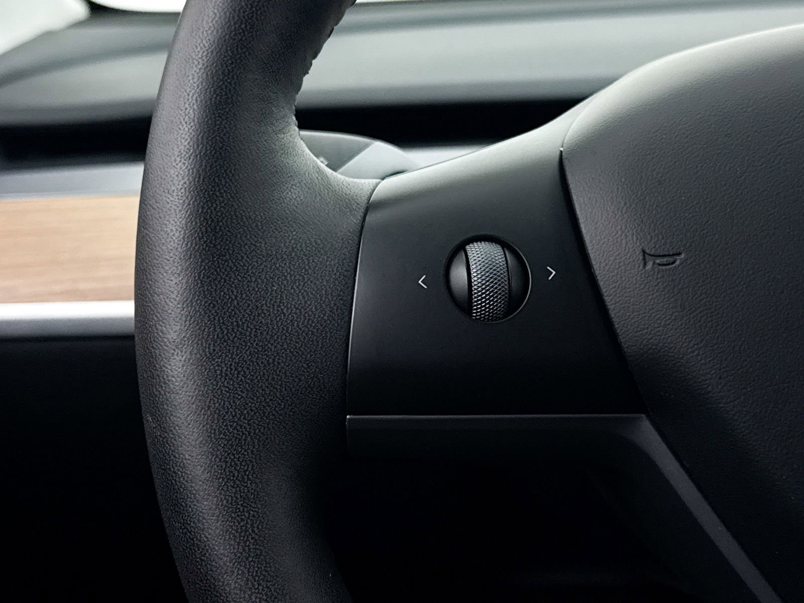 Used 2023 Tesla Model 3 Performance image 35