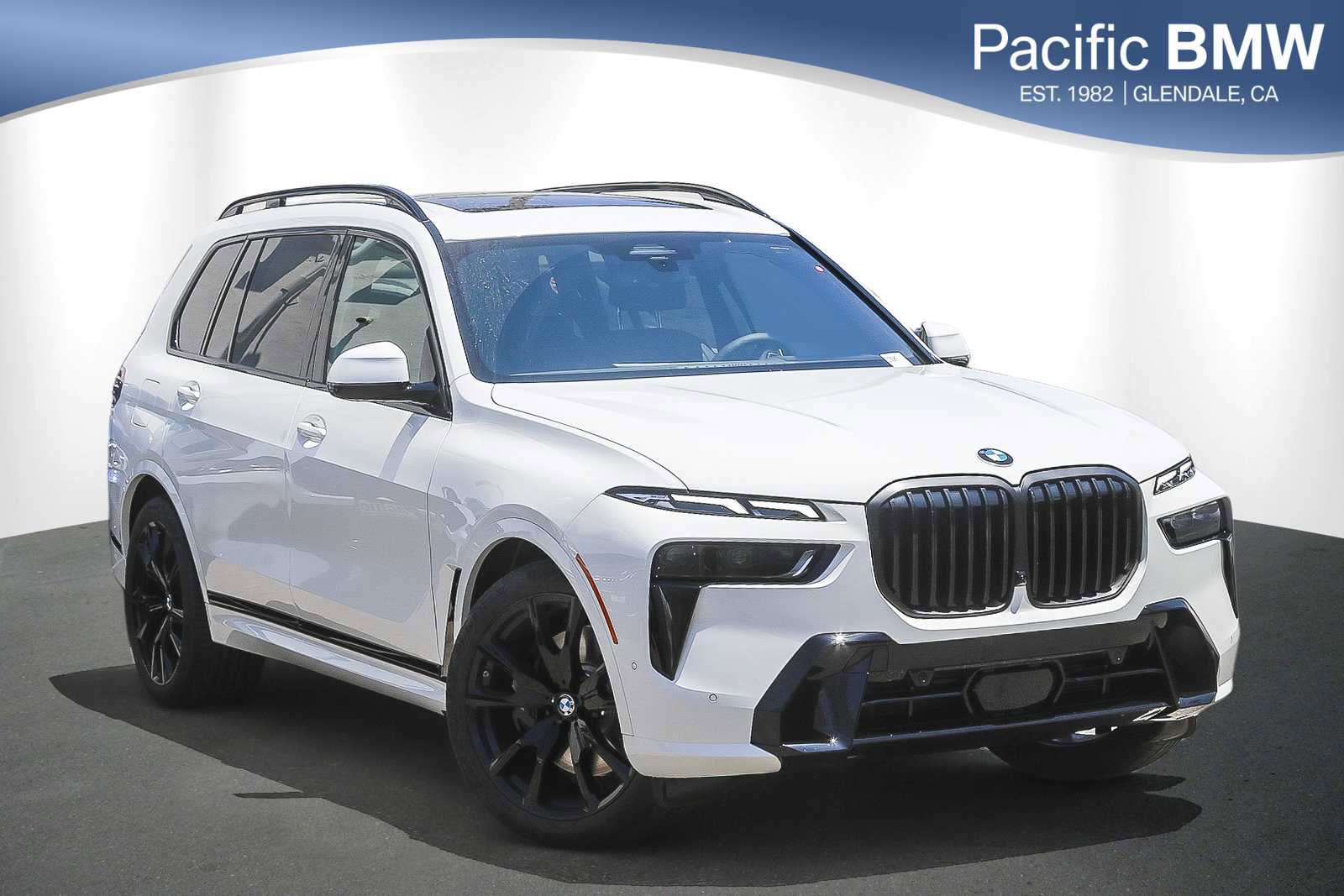 New 2026 BMW X7 xDrive40i w/ M Sport Package