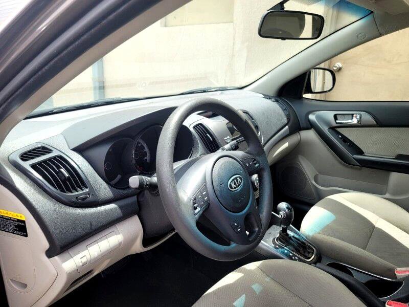 Used 2013 Kia Forte EX w/ Fuel Economy Pkg image 14