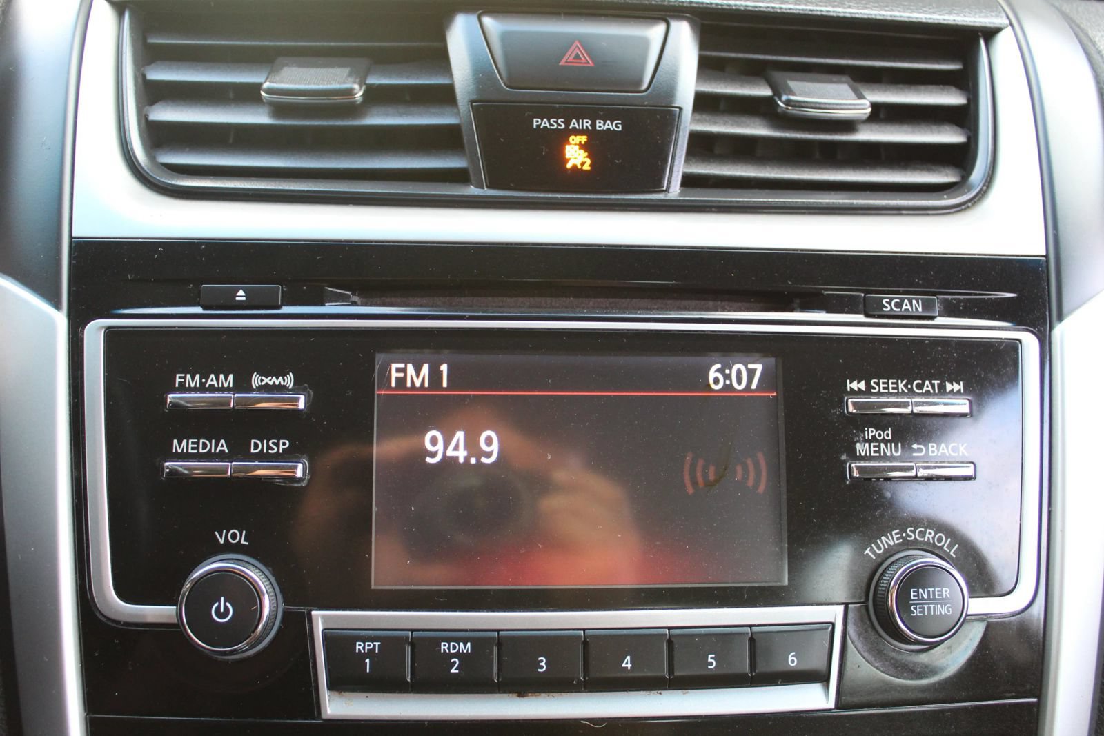 Used 2018 Nissan Altima 2.5 SL FWD image 18