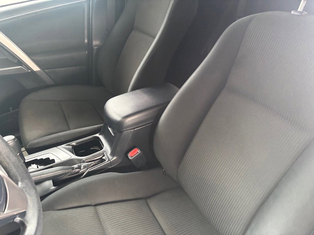 Used 2018 Toyota RAV4 LE w/ All Weather Liner Package image 6