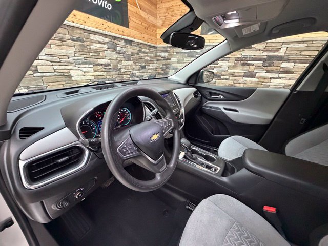 Used 2022 Chevrolet Equinox LT AWD/4WD image 12