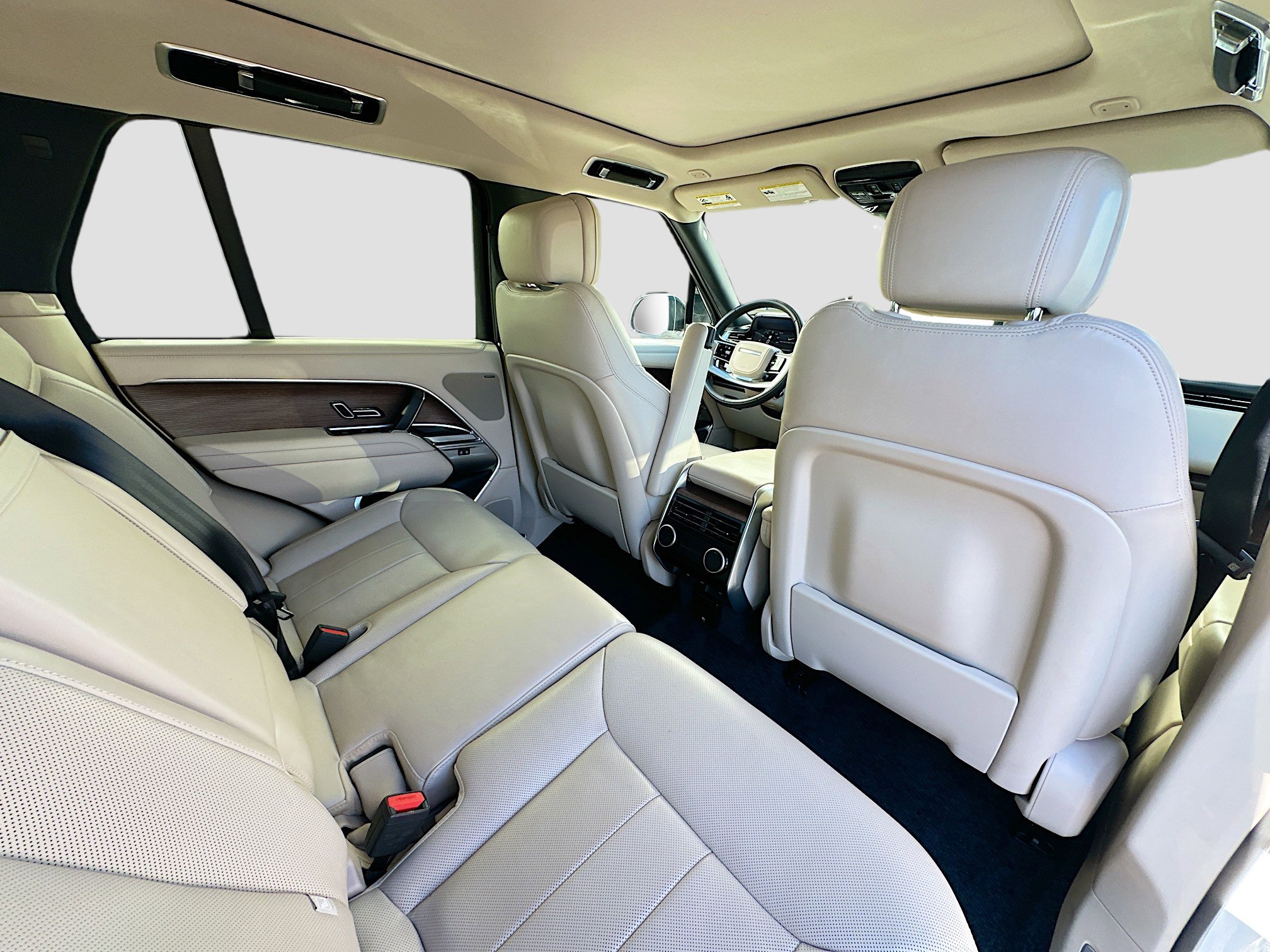 Used 2024 Land Rover Range Rover SE image 31