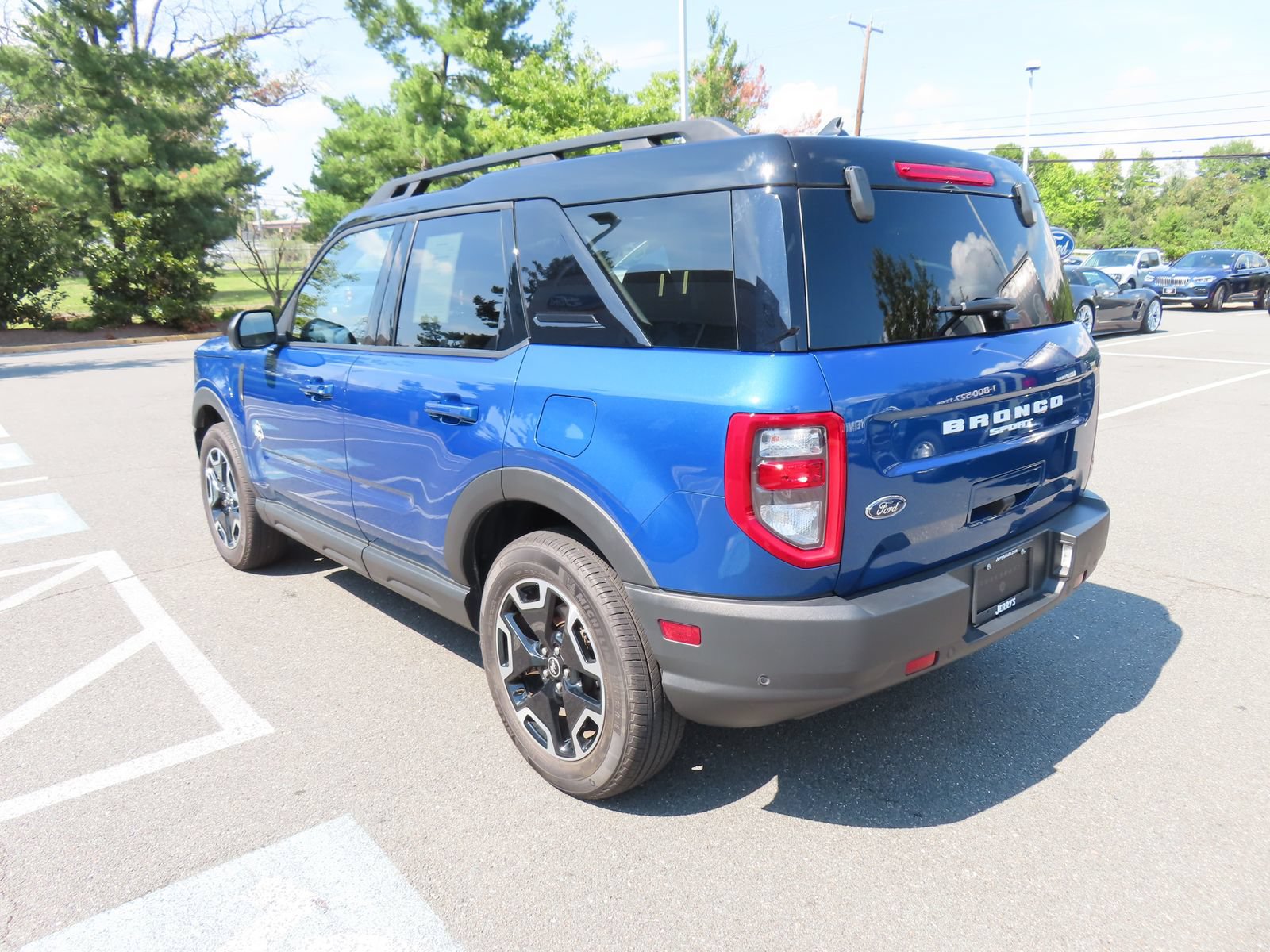 Certified 2024 Ford Bronco Sport Outer Banks w/ Tech Package AWD/4WD image 7