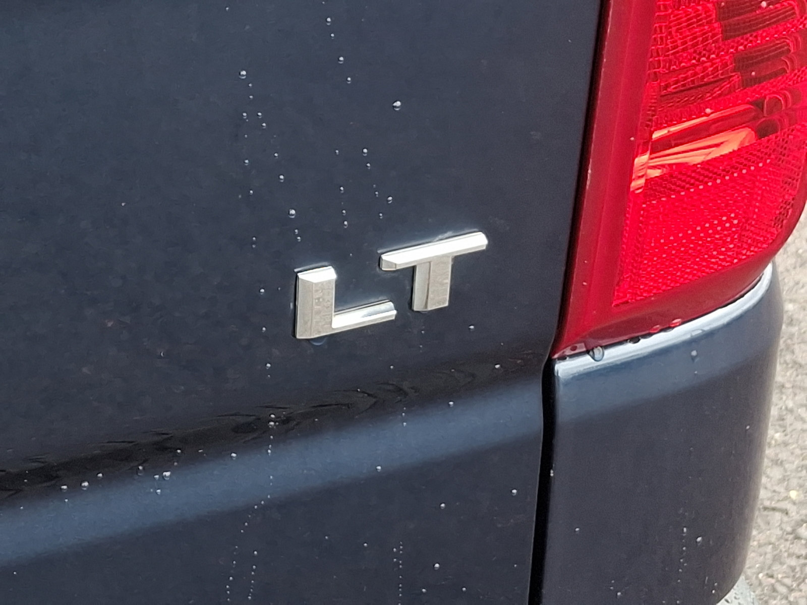 Used 2020 Chevrolet Silverado 1500 LT w/ Convenience Package image 32