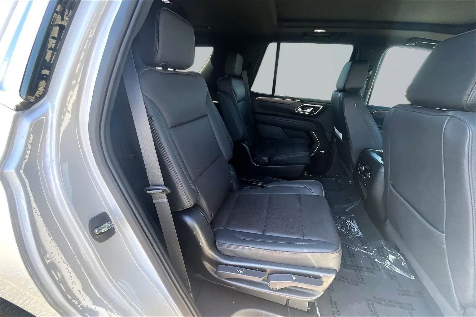 Used 2023 Chevrolet Tahoe High Country AWD/4WD image 27