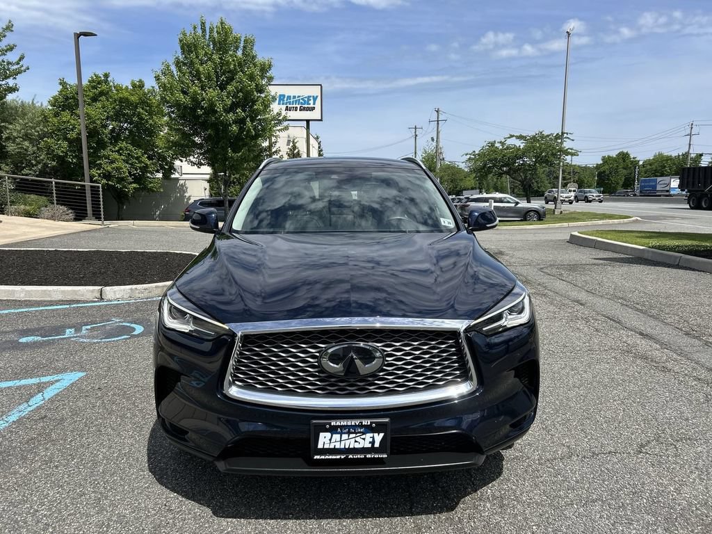 Certified 2023 INFINITI QX50 Luxe AWD/4WD image 3