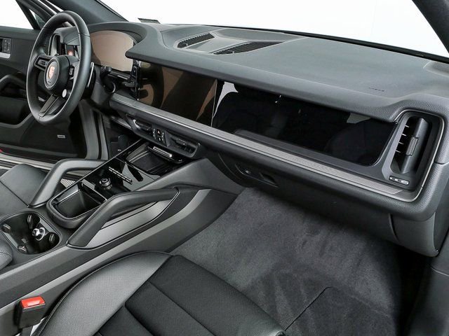 New 2026 Porsche Cayenne image 23