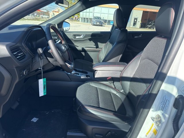 New 2026 Ford Escape ST-Line Select w/ Tech Pack #2 image 9