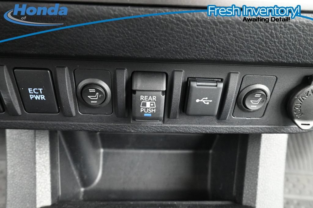 Used 2023 Toyota Tacoma SR5 w/ Technology Package AWD/4WD image 16