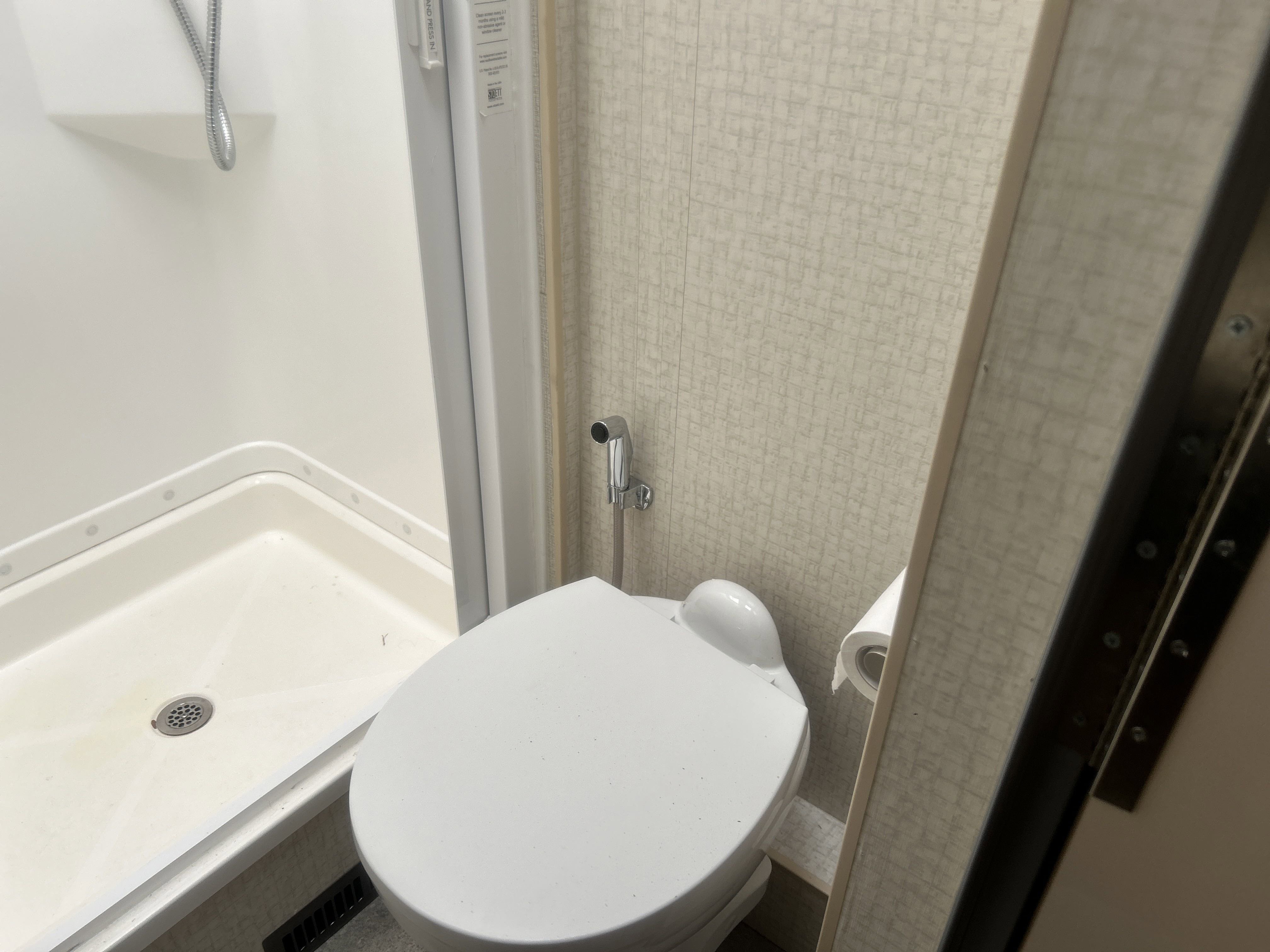 Used 2015 Mercedes-Benz Sprinter 3500 image 47