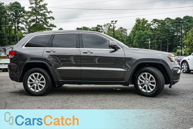 Used 2021 Jeep Grand Cherokee Laredo RWD image 2