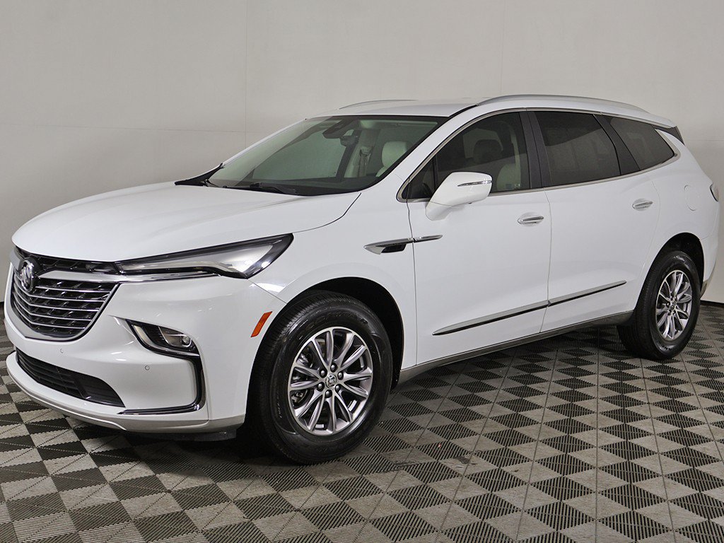 Used 2023 Buick Enclave Essence FWD image 9