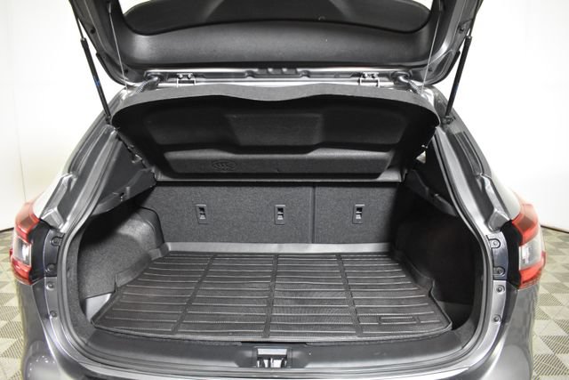 Used 2022 Nissan Rogue Sport SV AWD/4WD image 31