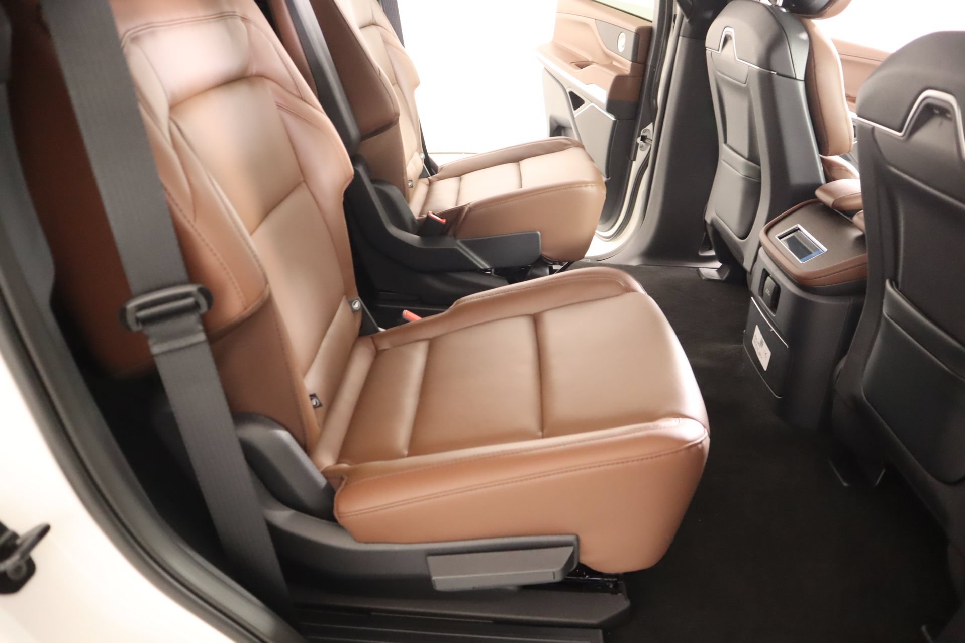New 2026 Lincoln Navigator Reserve AWD/4WD image 15
