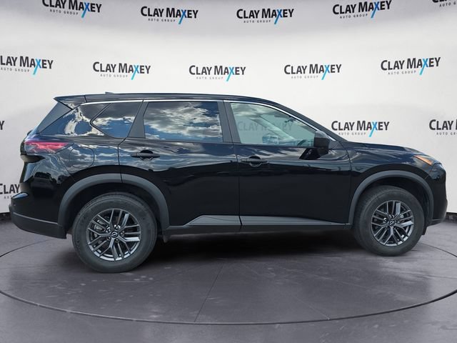 Used 2025 Nissan Rogue S AWD/4WD image 6