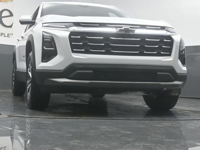 New 2026 Chevrolet Equinox LT w/ Safety and Technology Package image 3