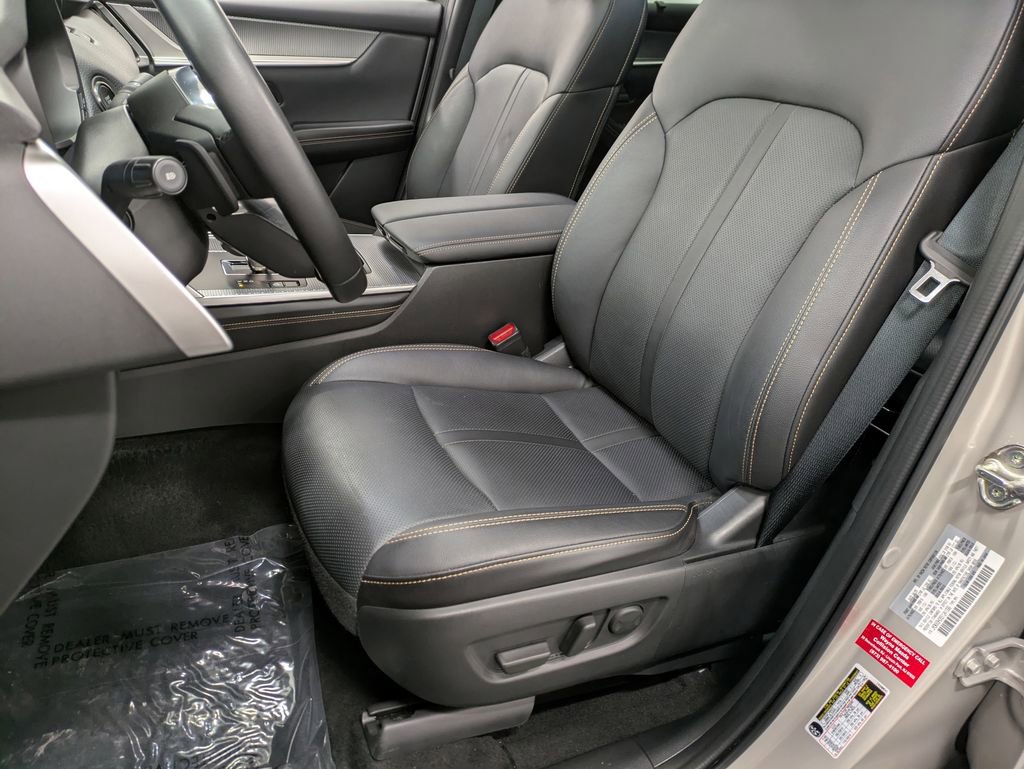 Certified 2025 MAZDA CX-90 3.3 Turbo w/ Preferred Package image 11