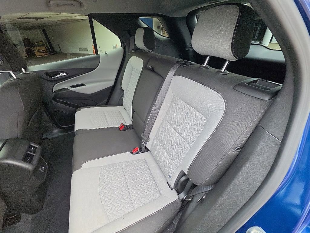 Used 2023 Chevrolet Equinox LS w/ LS Convenience Package AWD/4WD image 24