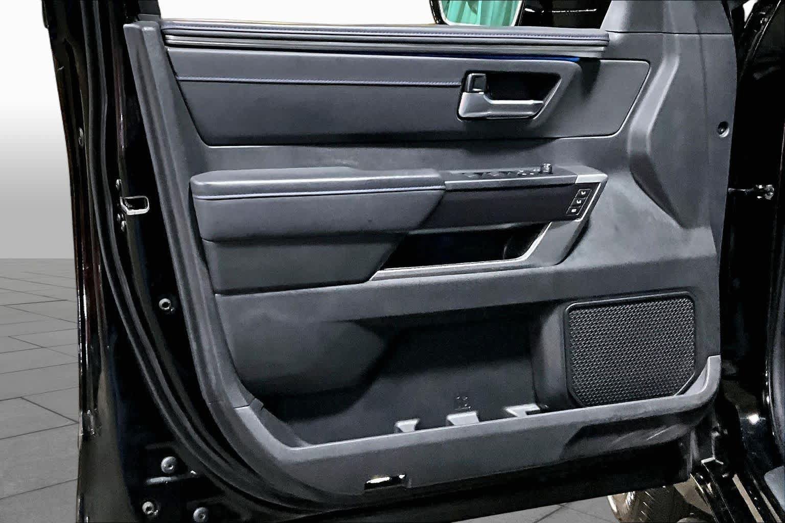 Used 2023 Toyota Tundra Platinum AWD/4WD image 22