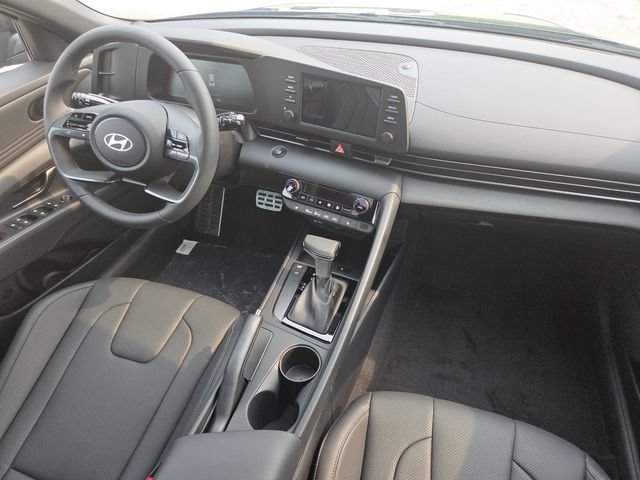New 2026 Hyundai Elantra SEL Sport FWD image 22
