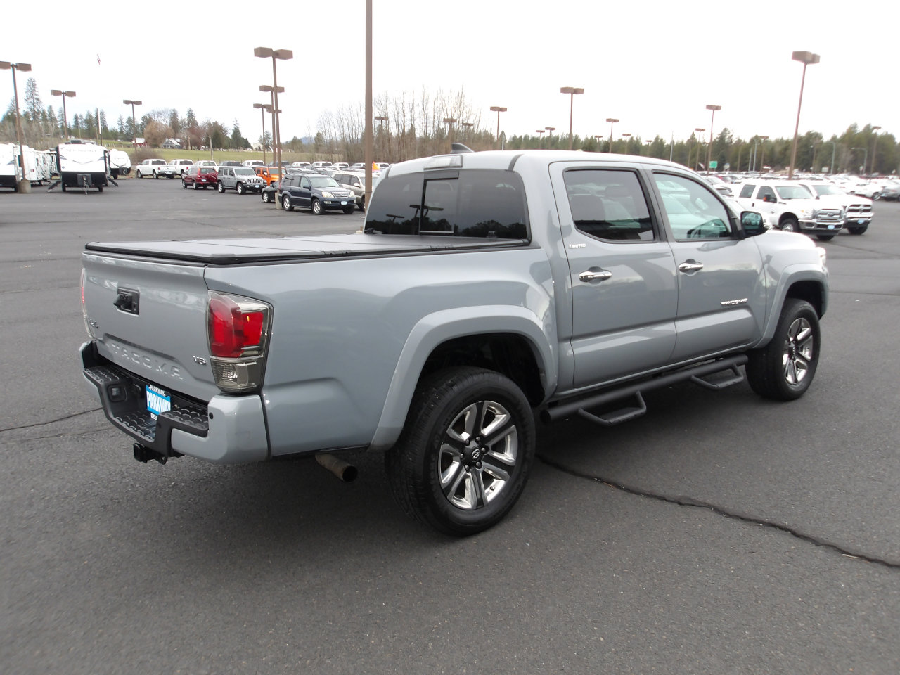 Used 2019 Toyota Tacoma Limited image 5