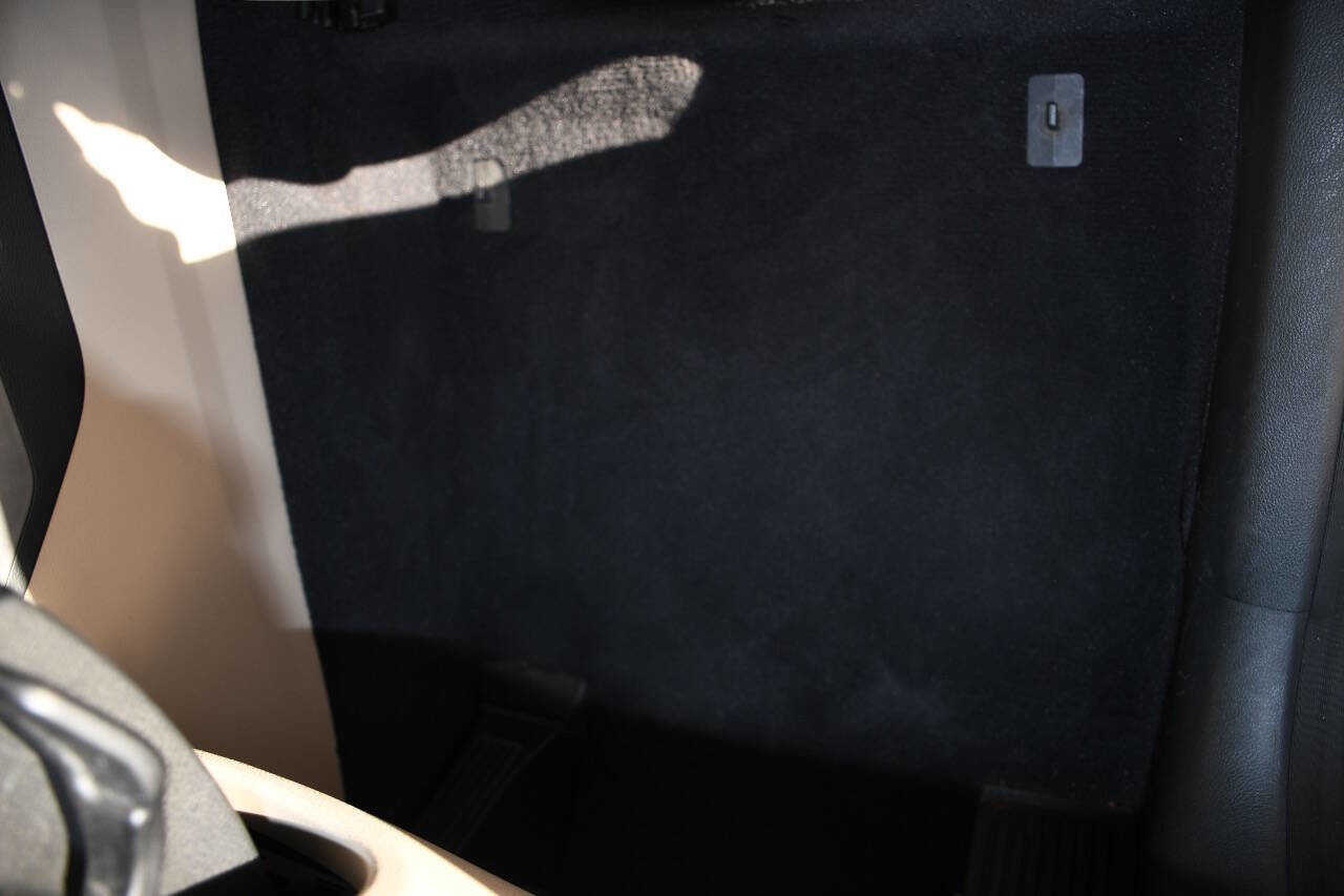 Used 2015 Hyundai Sonata Limited w/ Option Group 05 image 14