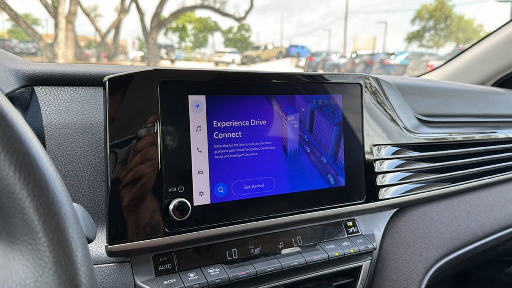 Certified 2025 Toyota Camry LE image 30