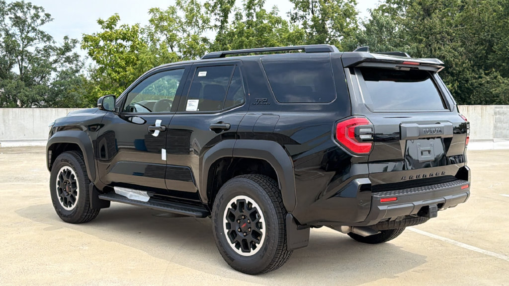 New 2026 Toyota 4Runner TRD Off-Road AWD/4WD image 3